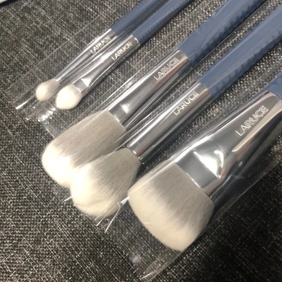 New ✨ Laruce Beauty 5 piece Makeup Brush Set - Picture 2 of 9